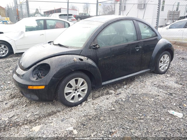 44489659 :رقم المزاد ، 3VWPG3AG5AM009392 vin ، 2010 Volkswagen New Beetle 2.5l مزاد بيع