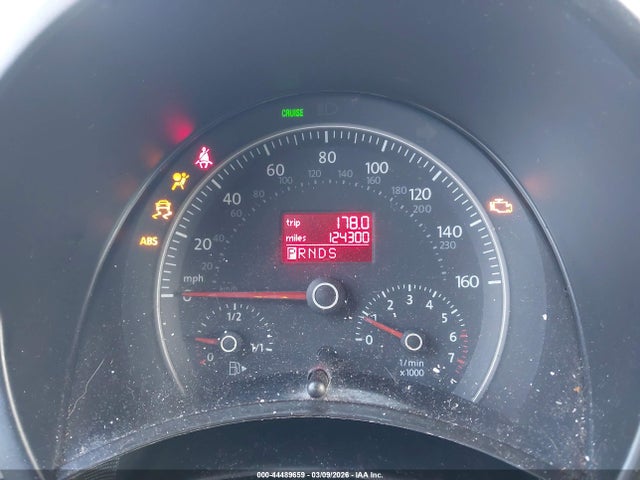 44489659 :رقم المزاد ، 3VWPG3AG5AM009392 vin ، 2010 Volkswagen New Beetle 2.5l مزاد بيع