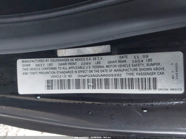 44489659 :رقم المزاد ، 3VWPG3AG5AM009392 vin ، 2010 Volkswagen New Beetle 2.5l مزاد بيع