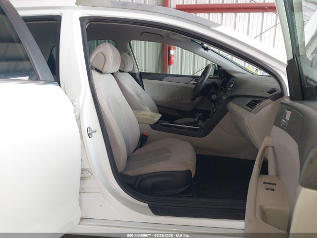 Hyundai SONATA SE 2016 5NPE24AF0GH341826 Image 5