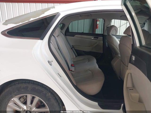 Hyundai SONATA SE 2016 5NPE24AF0GH341826 Image 8