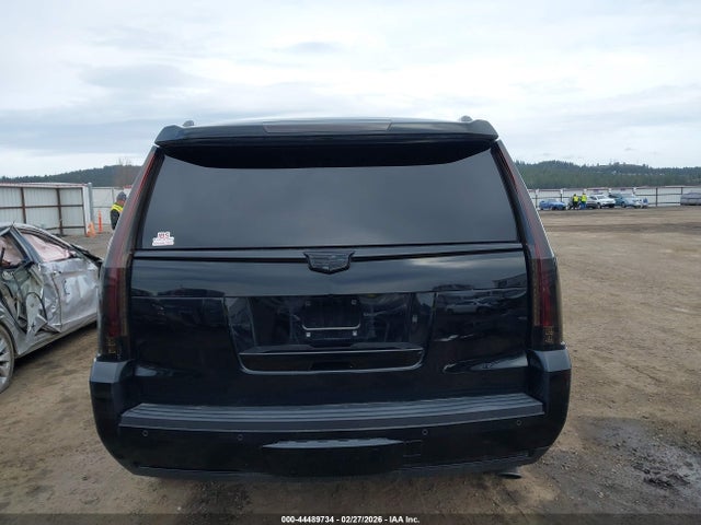 44489734 :رقم المزاد ، 1GYS4DKJ2GR138066 vin ، 2016 Cadillac Escalade Platinum مزاد بيع