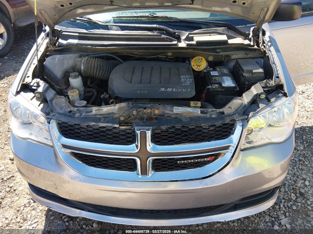2C4RDGBG2JR161598 Dodge Grand Caravan Se