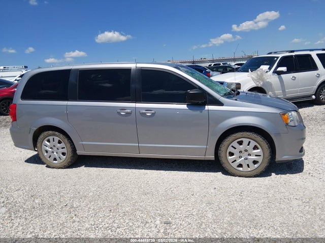 2C4RDGBG2JR161598 Dodge Grand Caravan Se