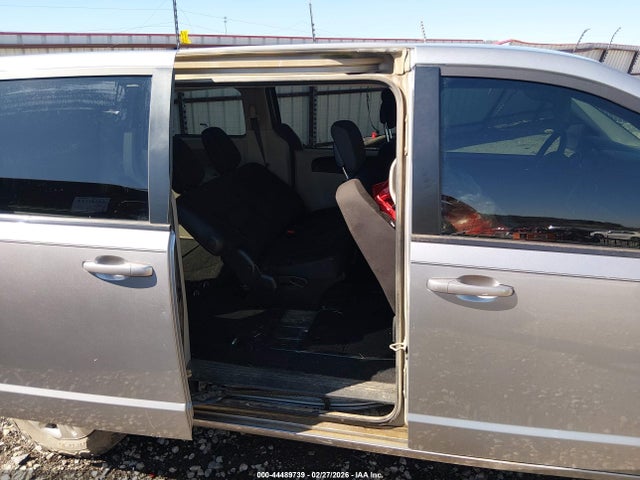 2C4RDGBG2JR161598 Dodge Grand Caravan Se