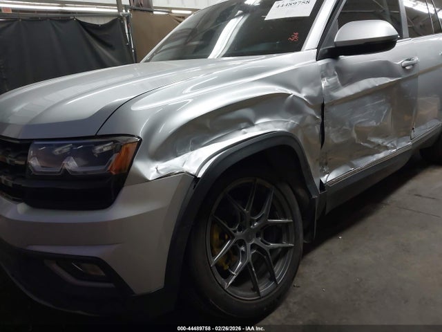 Продажа на аукционе авто 2018 Volkswagen Atlas 3.6l V6 Sel, vin: 1V2ER2CA4JC511589, номер лота: 44489758
