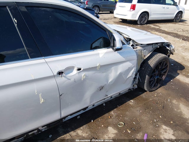 44489806 :رقم المزاد ، WBA3A5G5XCNP17826 vin ، 2012 Bmw 328i مزاد بيع
