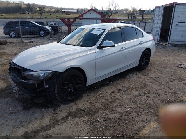 44489806 :رقم المزاد ، WBA3A5G5XCNP17826 vin ، 2012 Bmw 328i مزاد بيع