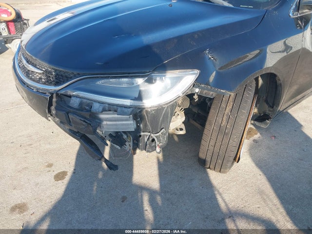 Aukcja sprzedaży 2015 Chrysler 200 Lx, vin: 1C3CCCFB7FN573556, numer aukcji: 44489808