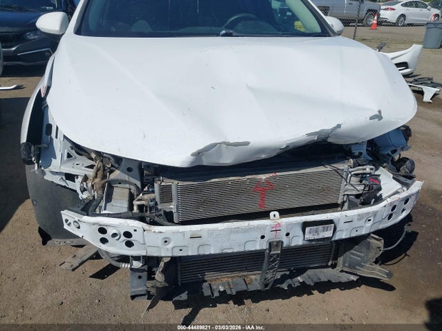 1G1BE5SM5H7277794 Chevrolet Cruze Lt Auto