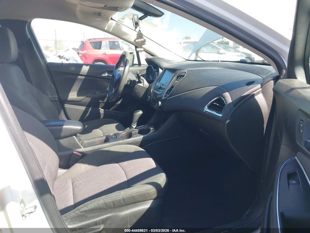 1G1BE5SM5H7277794 Chevrolet Cruze Lt Auto