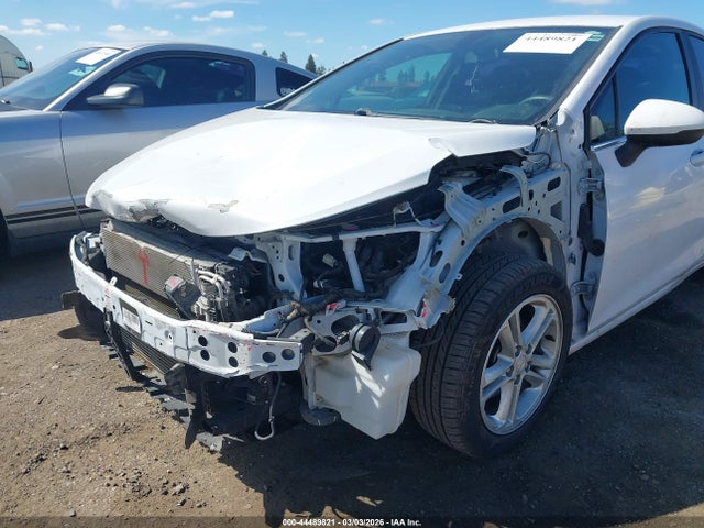 1G1BE5SM5H7277794 Chevrolet Cruze Lt Auto
