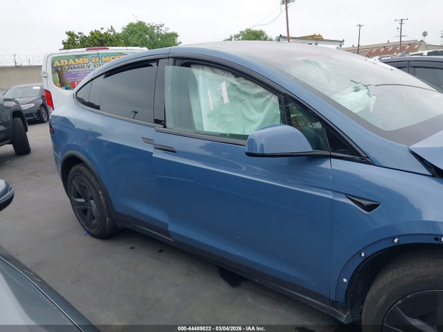 Продажа на аукционе авто 2026 Tesla Model X All-wheel Drive, vin: 7SAXCDE53TF478262, номер лота: 44489822