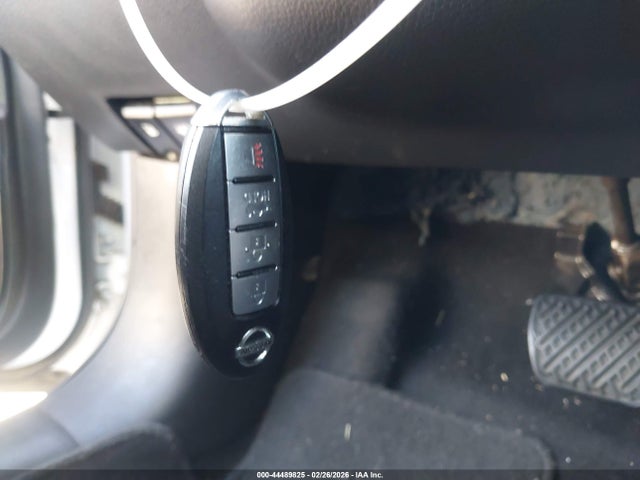 3N1AB7AP3GY269616 Nissan SENTRA SV