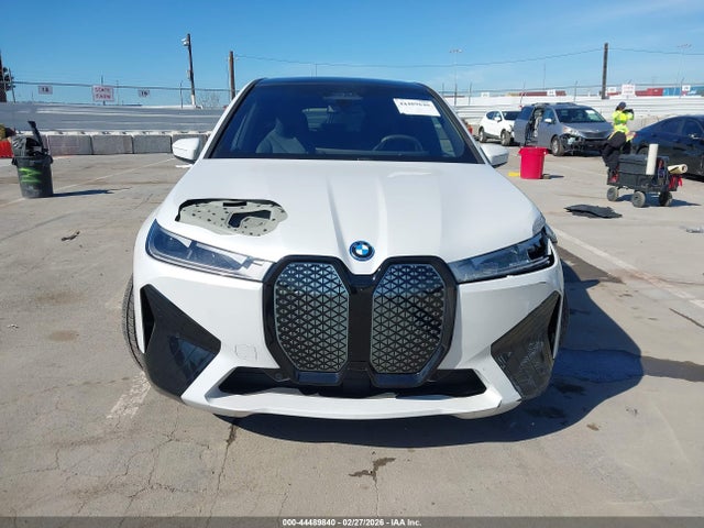 2023 Bmw Ix Xdrive50 მანქანა იყიდება აუქციონზე, vin: WB523CF06PCL56269, აუქციონის ნომერი: 44489840