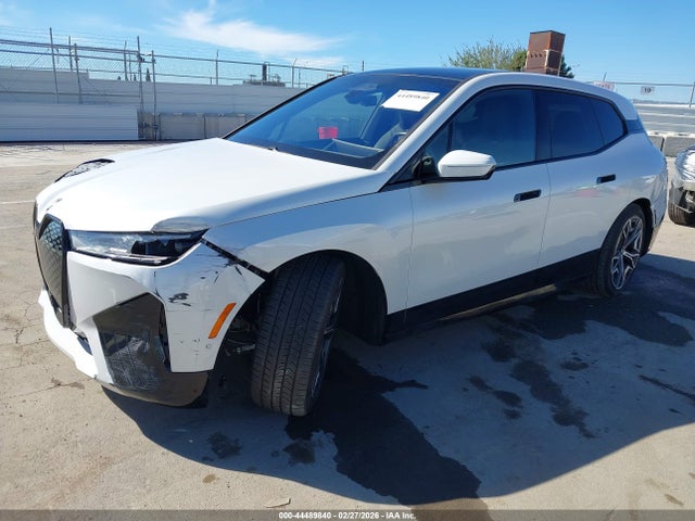 2023 BMW IX WB523CF06PCL56269 Photo 1