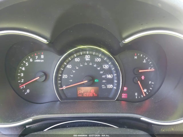 5XYKT3A69FG618215 KIA SORENTO LX
