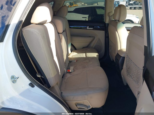 5XYKT3A69FG618215 KIA SORENTO LX