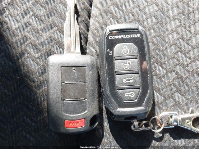 2020 MITSUBISHI ECLIPSE CROSS JA4AT3AA8LZ001301 Photo 10