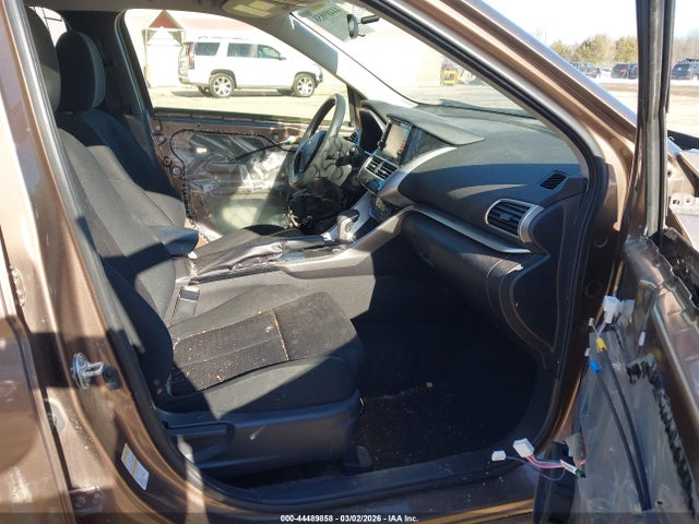 2020 MITSUBISHI ECLIPSE CROSS JA4AT3AA8LZ001301 Photo 4