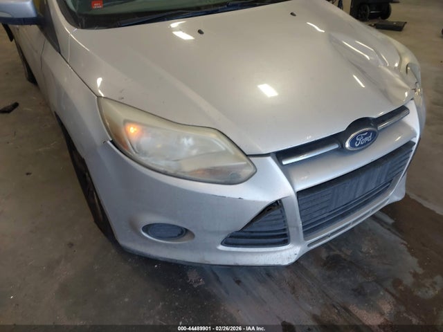 1FADP3F23EL132236 Ford FOCUS SE