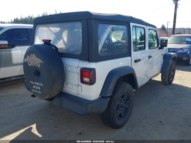 1C4HJXDG7JW230245 Jeep Wrangler Unlimited Sport 4x4