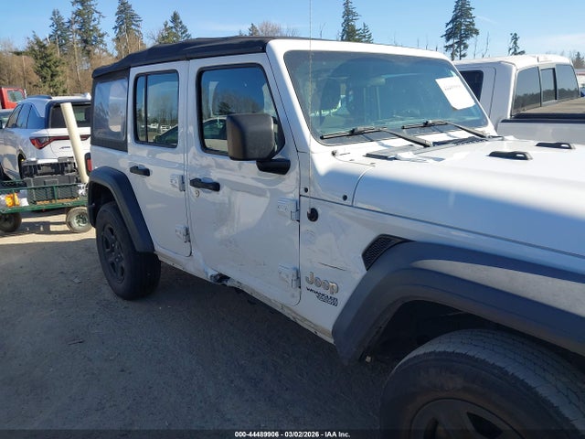 1C4HJXDG7JW230245 Jeep Wrangler Unlimited Sport 4x4