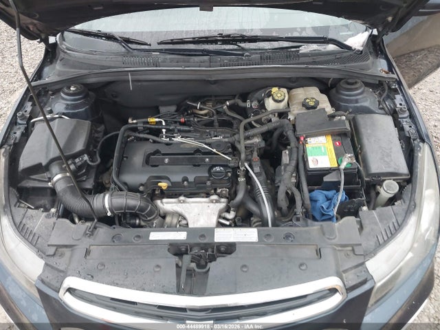 1G1PC5SB7F7122915 Chevrolet Cruze 1lt Auto