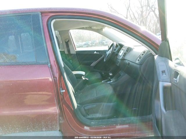 44489932 :رقم المزاد ، WVGAV75N29W001398 vin ، 2009 Volkswagen Tiguan S/se/sel مزاد بيع