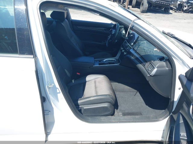2022 HONDA ACCORD HYBRID 1HGCV3F25NA010972 Photo 4