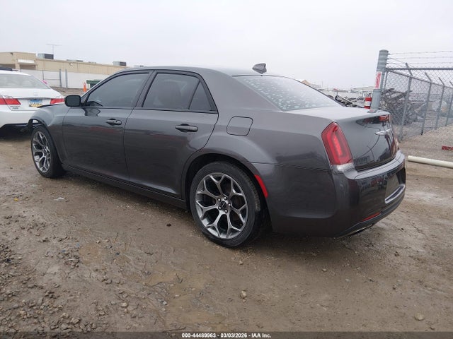 2018 CHRYSLER 300 2C3CCAAG2JH249519 Photo 2
