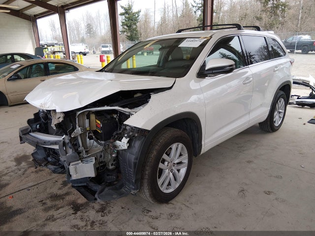 5TDZARFH3FS014552 Toyota Highlander Le
