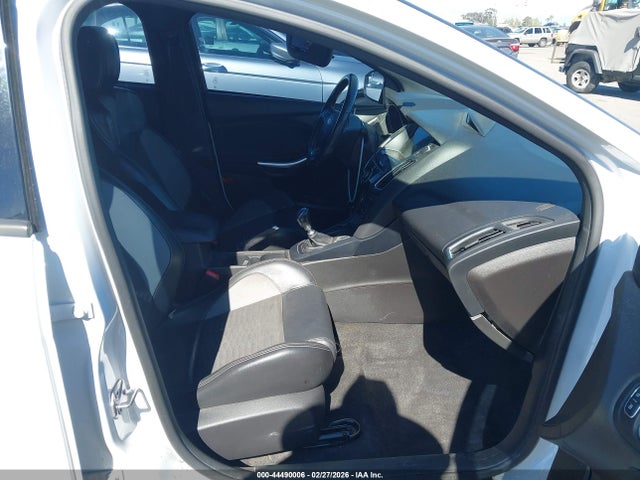 2017 FORD FOCUS ST 1FADP3L98HL284793 Photo 4