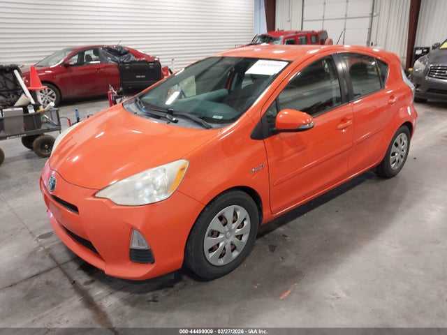 2013 TOYOTA PRIUS C JTDKDTB32D1041820 Photo 1