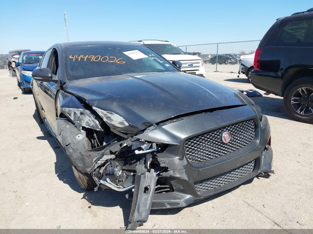 2017 JAGUAR XE SAJAF4BV7HA970759