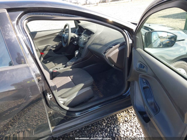Ford FOCUS S 2015 1FADP3E21FL361808 Image 5