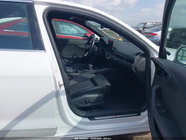 2024 AUDI A4 WAUEAAF48RN006371 Photo 4