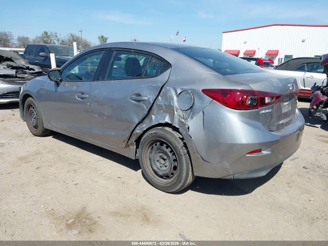 Продажа на аукционе авто 2015 Mazda Mazda3 I Sport, vin: 3MZBM1U7XFM215897, номер лота: 44490072