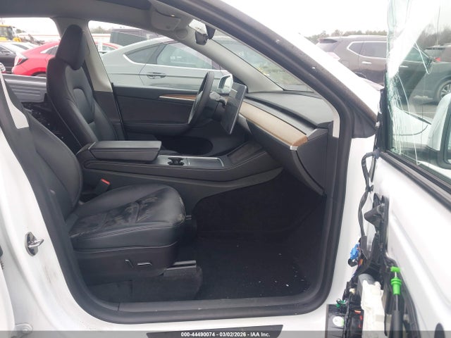2023 TESLA MODEL Y 7SAYGDEE3PF687399 Photo 4