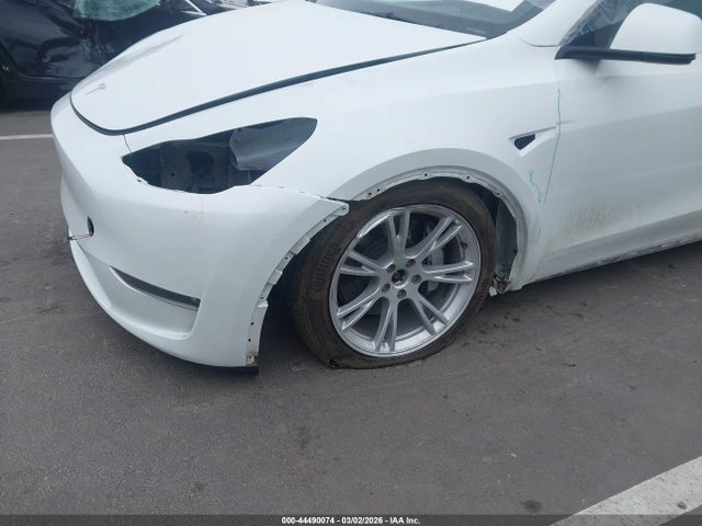 2023 TESLA MODEL Y 7SAYGDEE3PF687399 Photo 5