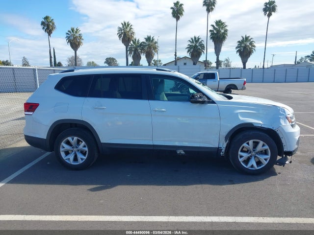 2019 Volkswagen Atlas 3.6l V6 Se მანქანა იყიდება აუქციონზე, vin: 1V2DR2CAXKC532217, აუქციონის ნომერი: 44490096