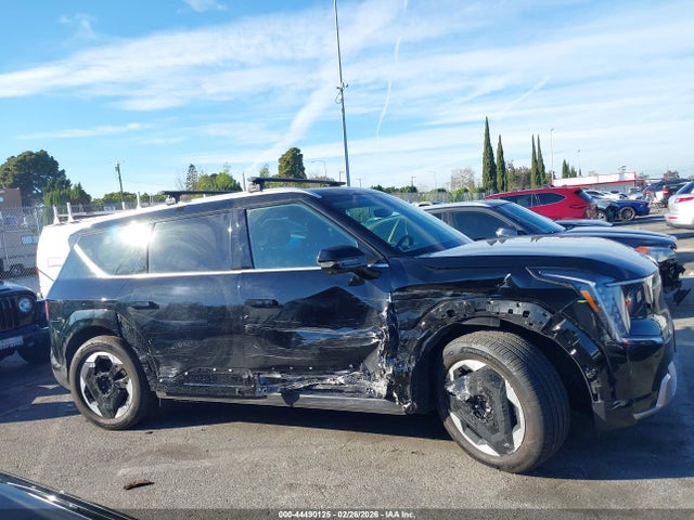 44490125 :رقم المزاد ، 5XYADFS5XSG001206 vin ، 2025 Kia Ev9 Land مزاد بيع