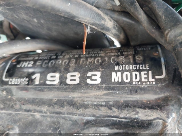 44490127 :رقم المزاد ، JH2PC0903DM010519 vin ، 1983 Honda Cb550 مزاد بيع