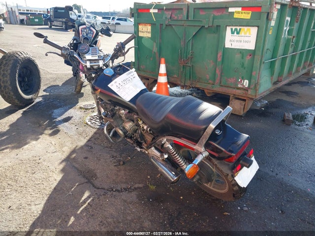 44490127 :رقم المزاد ، JH2PC0903DM010519 vin ، 1983 Honda Cb550 مزاد بيع