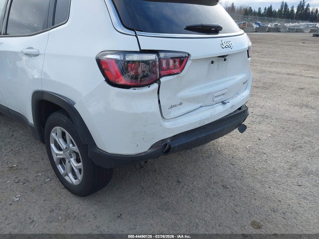 Jeep Compass Latitude 4x4 2024 3C4NJDBN6RT138693 Image 6