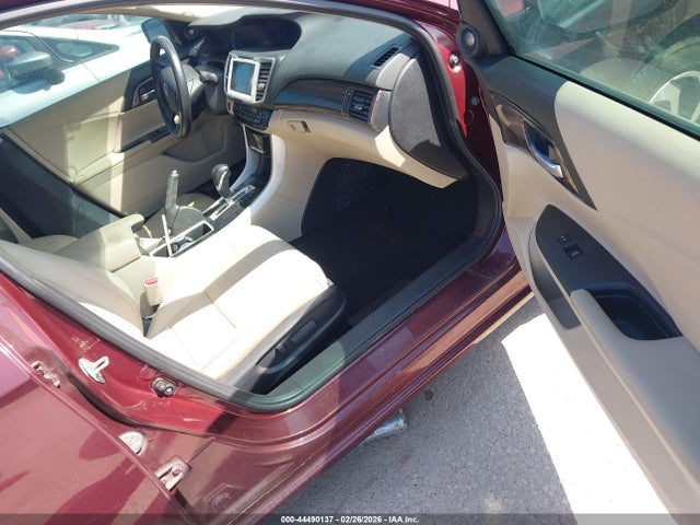 1HGCR2F83HA238198 Honda Accord Ex-l