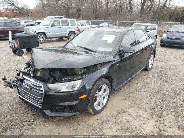 44490144 :رقم المزاد ، WAUKMAF42JA233304 vin ، 2018 Audi A4 2.0t Tech Ultra Premium/2.0t Ultra Premium مزاد بيع