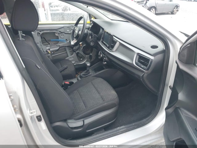 3KPA24AB0KE242643 KIA RIO S
