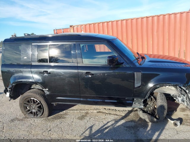 SALE27RU5M2040706 Land Rover Defender 110 X-dynamic Se