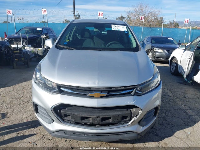 KL7CJKSB3LB039160 Chevrolet Trax Fwd Ls